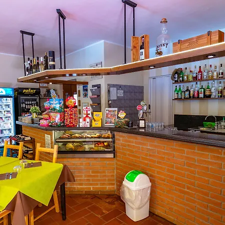 Ristorante Il Paradiso Ξενοδοχείο με διαμερίσματα Guardistallo