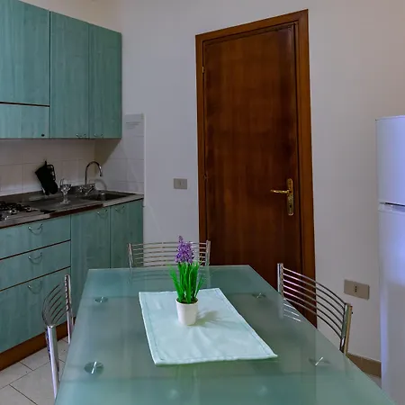 Ξενοδοχείο με διαμερίσματα Ristorante Il Paradiso 3*
